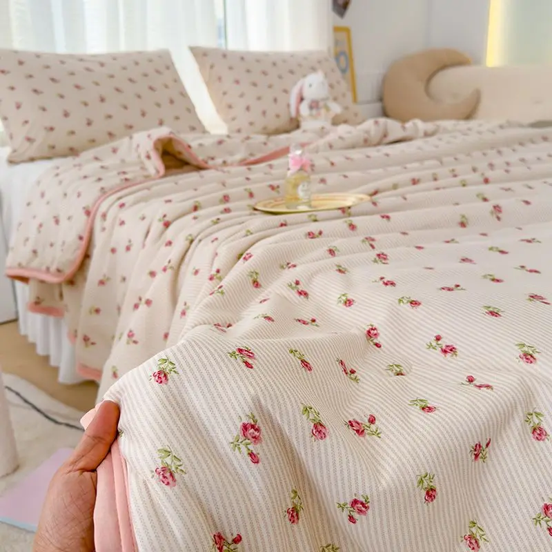 

Ins Korean Style Fresh Floral Knitted Cotton Summer Cool Quilt With Air Conditioning, Thin Quilt, Dormitory Single Person
