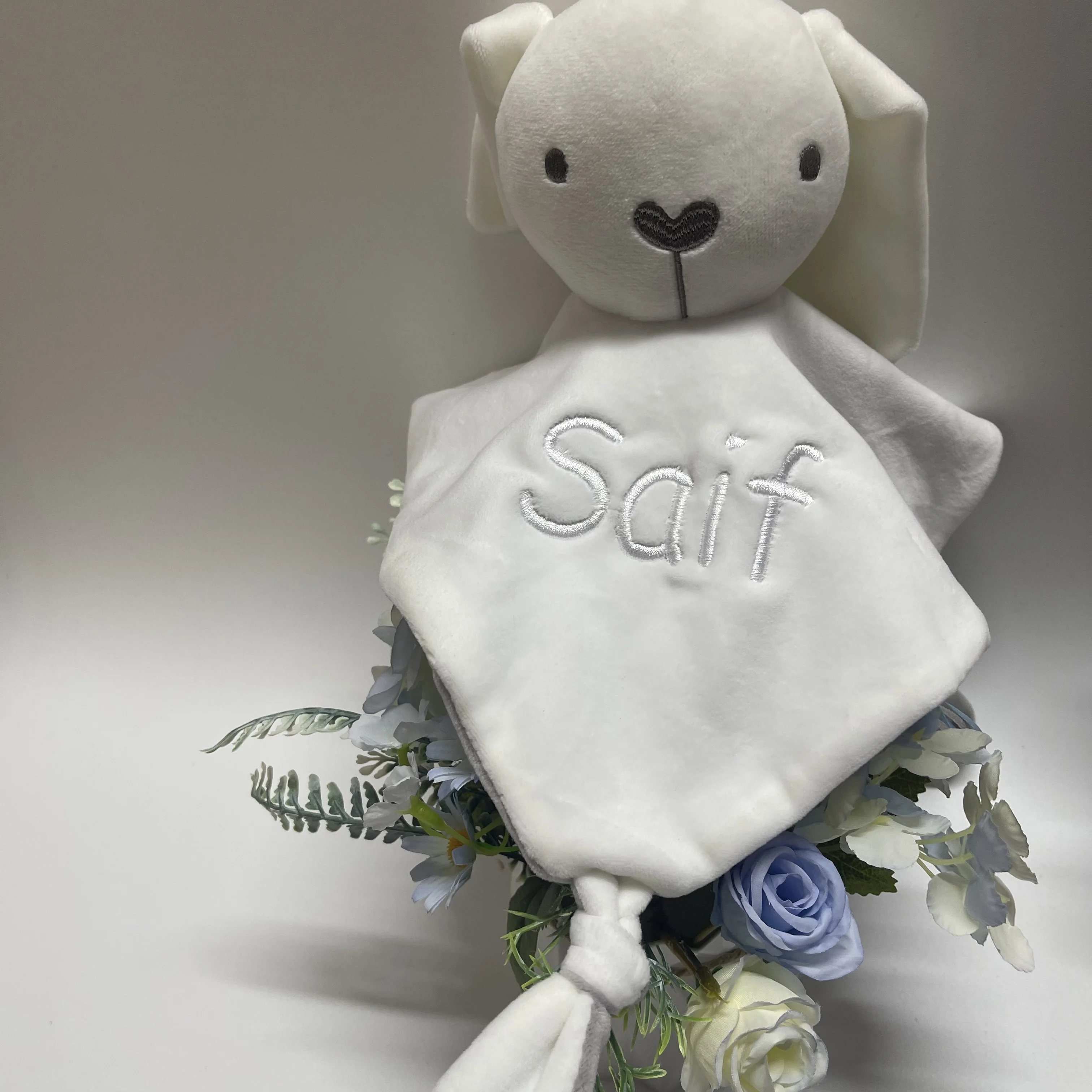 �� ������ �峭�� ����� �𽽸� ��ġ�� ����, ������ �ڼ� �̸� ���̺� ���� ����, �� ���� ����, ����ǰ