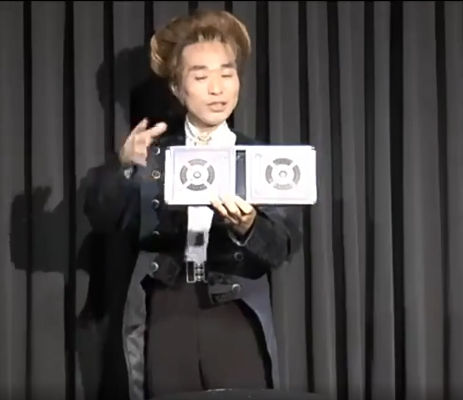 놀라운 동전 상자 마술 트릭 동전 사라지기 나타나는 Magia 마술사 닫기 환상 소품 액세서리 특수 효과 Funny Magica