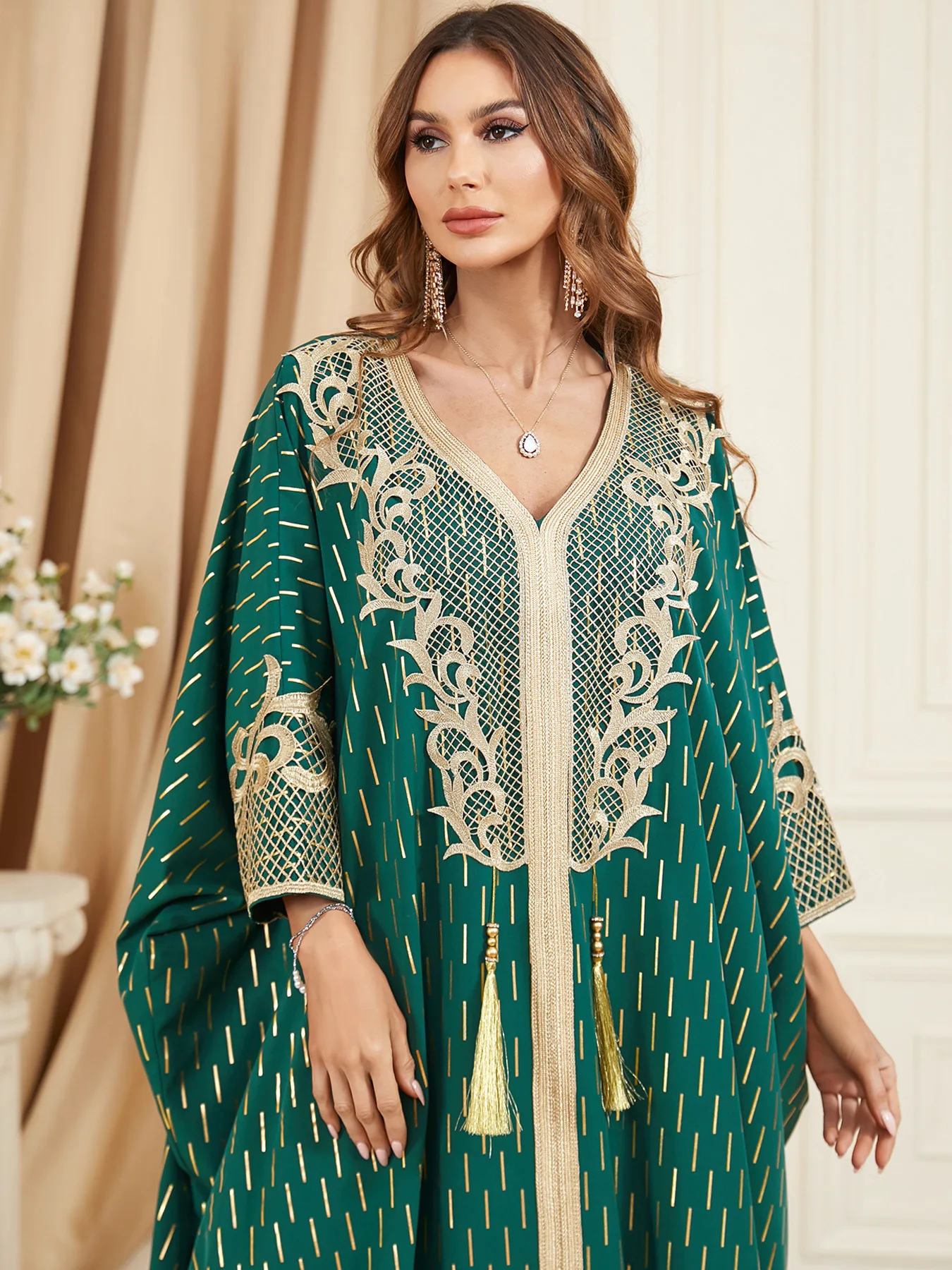 Batwing Sleeve Abaya Dress for Women Chic Lace Applique Tape Trim Gold Stamping Arab Turkey Muslim Robe Tassel Corban Dress