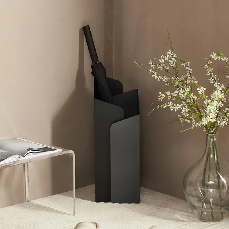 Umbrella Organizing Rack Sleek Doorway Drain Bucket Office Hotel Lobby Simple Rain Gear Bracket Elegant Weather Accessory Stand