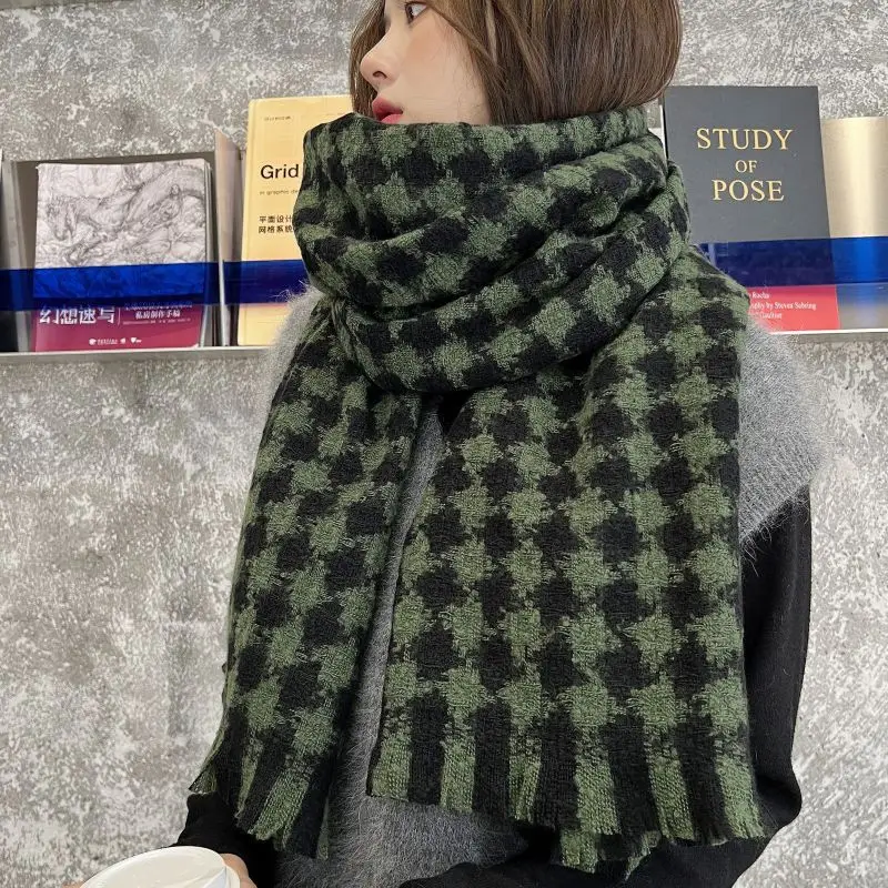 

VISROVER new woman winter scarf fashion female shawls cashmere handfeeling winter wraps checked winter hijab scarf
