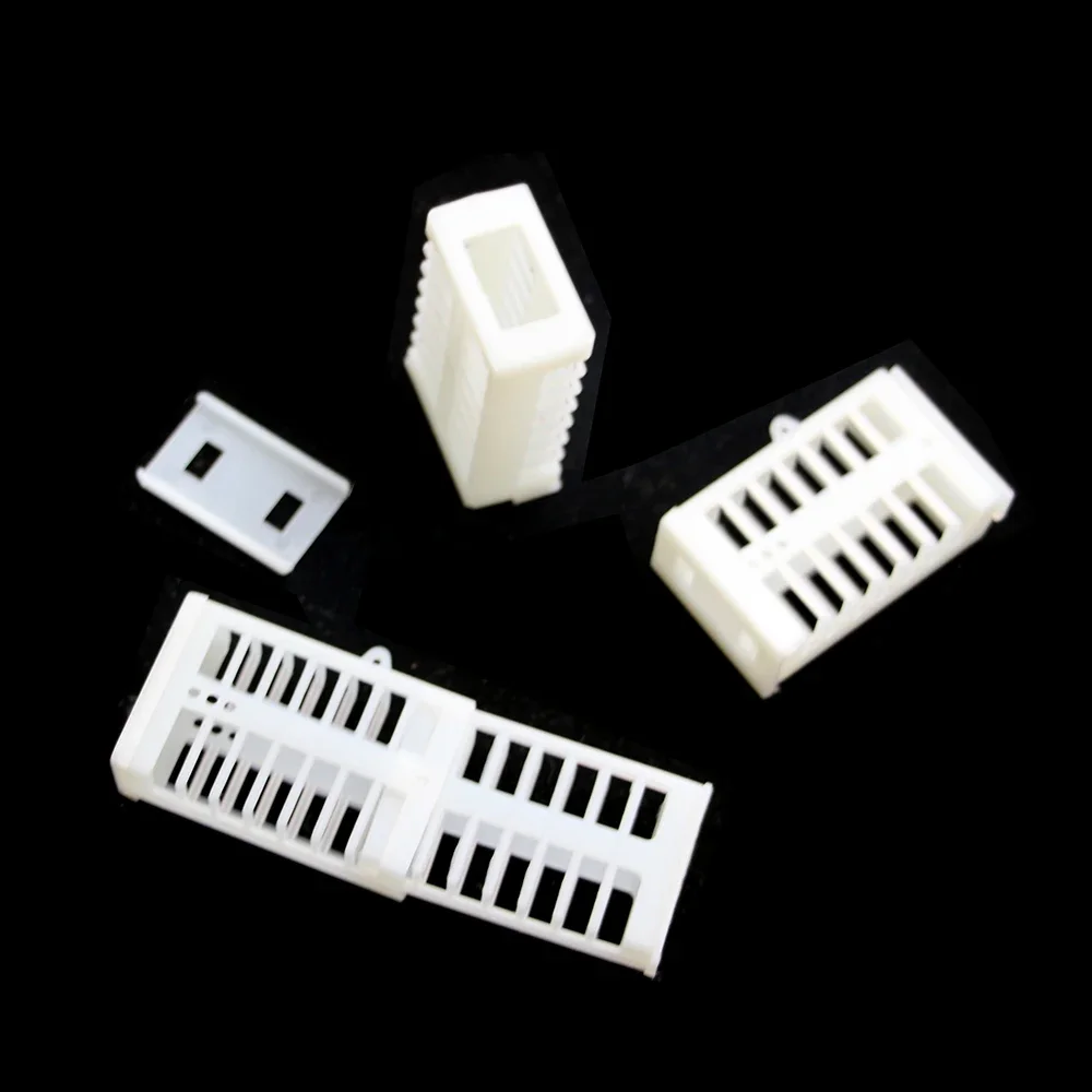 180PCS Wholesale Bee Farm Rearing Cage Imprison Introduction Virgin Queen Plastic Box Pulling Type Beekeeping Tool Supplies