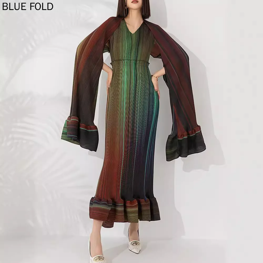 

MIYAKE PLEATS Suit Women's High-end Spring and Summer New Gradient Color V-neck Long Dress and Outer Two-piece Set Dress Sets