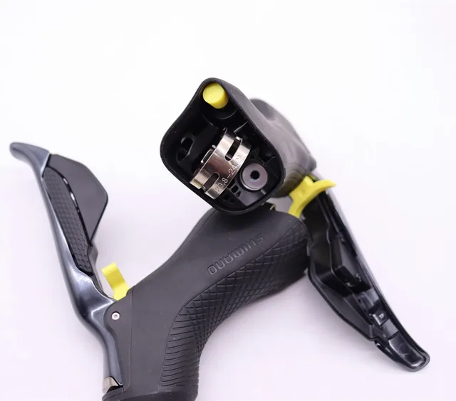 ULTEGRA DI2 油圧ディスクブレーキ  11スピード ST-R8070 ISTR8070PA1 アルテグラDI2 デュアルコントロールレバー ST