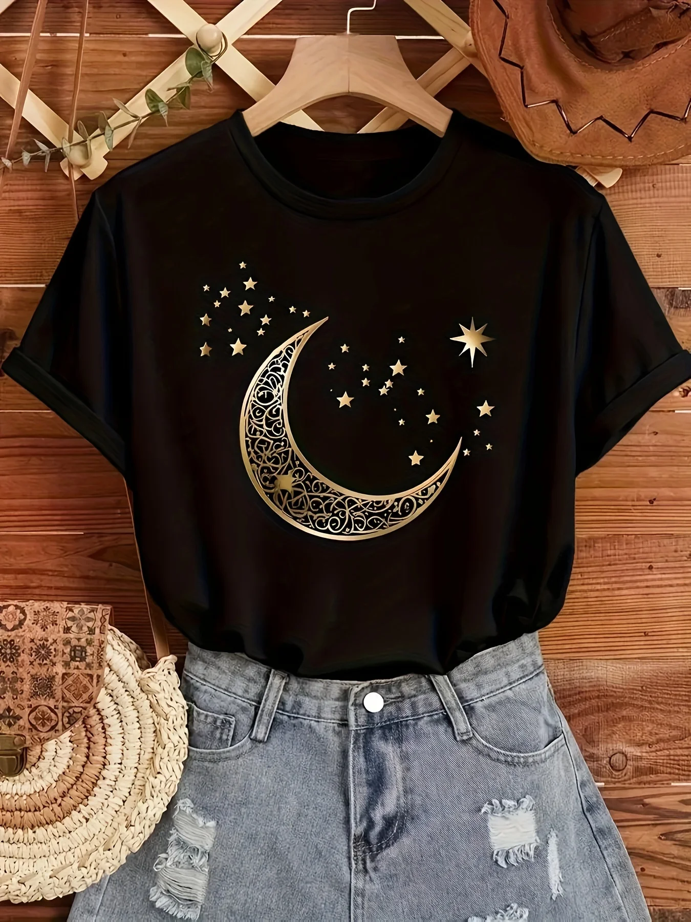 Women'S Elegant Moon Stars Print T-Shirt Casual Short Sleeve Crew Neck Top for Spring Summer Golden Print Top Comfortable Fit 1