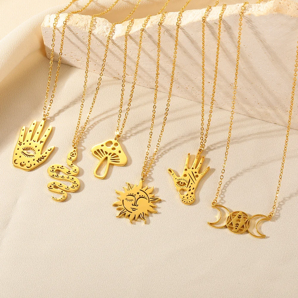 

Stainless Steel Necklace Devil's Eye Pendant Insect Series Couple Necklace Jewelry