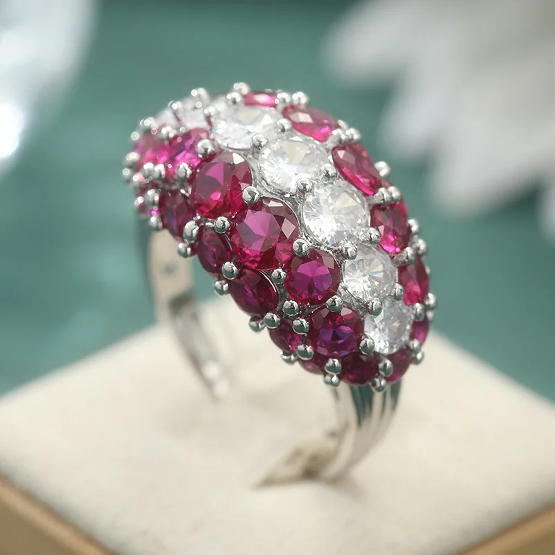 Luxuriöser glänzender Verlobungsring mit rotem Zirkonia für Frauen, silberfarben, für Jahrestage, Valentinstag, romantischer Ringschmuck