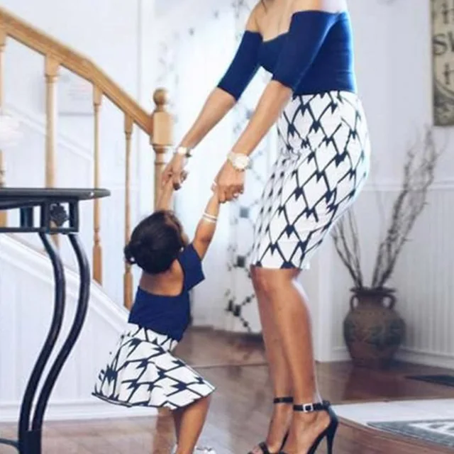 Fashion Mother And Daughter Half Sleeve Short Dress Sexy Mom Girls Off  Shoulder Printed Dresses Summer Family Matching Outfits - Family Matching  Outfits - AliExpress
