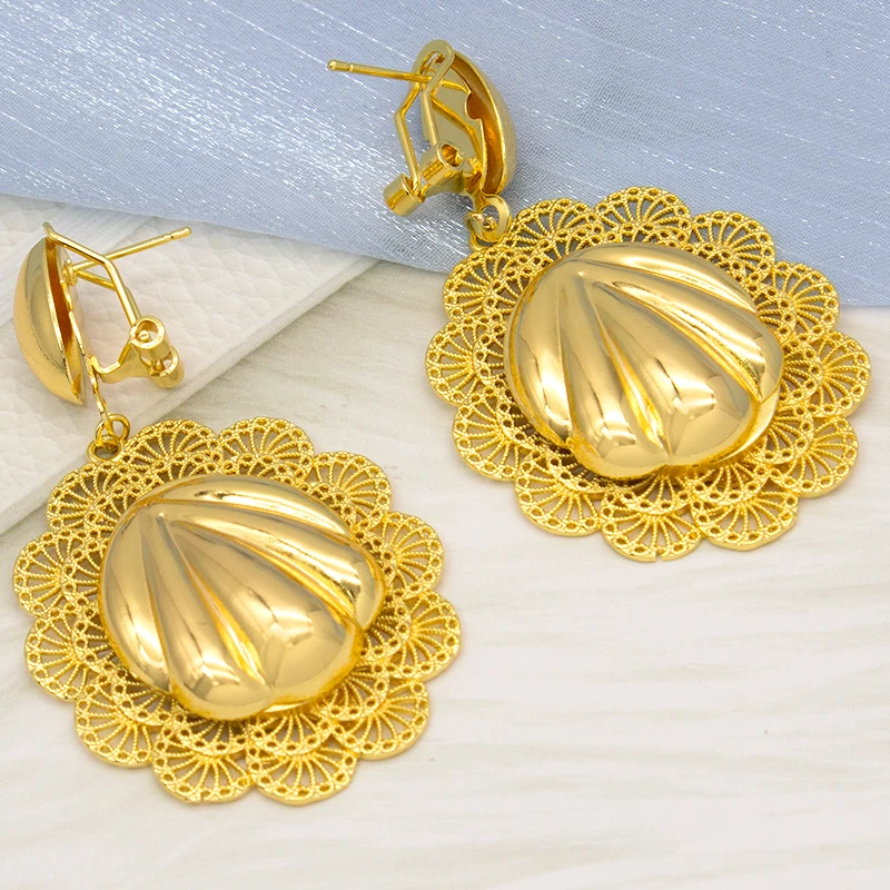 Red,White Stones,With Pearls,Square Flower Leafs Design Hanging Earrings  Gold Finish Premium Quality Pendant Set Buy Online