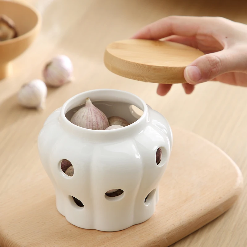Ceramic Storage Jar Modern Hollow Storage Jar Ventilated Ceramic Storage Jar Kitchen Ginger Garlic Box Porcelain Containers Kitchen Utensils