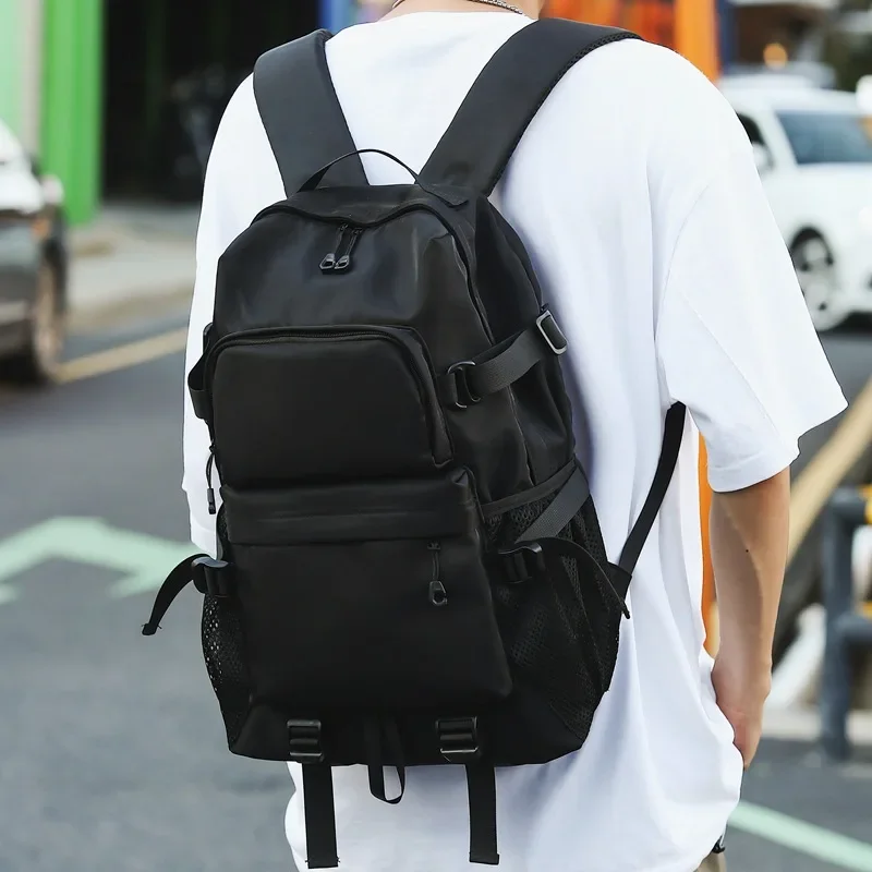 

Large Capacity Nylon Backpack for Men, Suitable for Commuting, Casual and Outdoor Activities