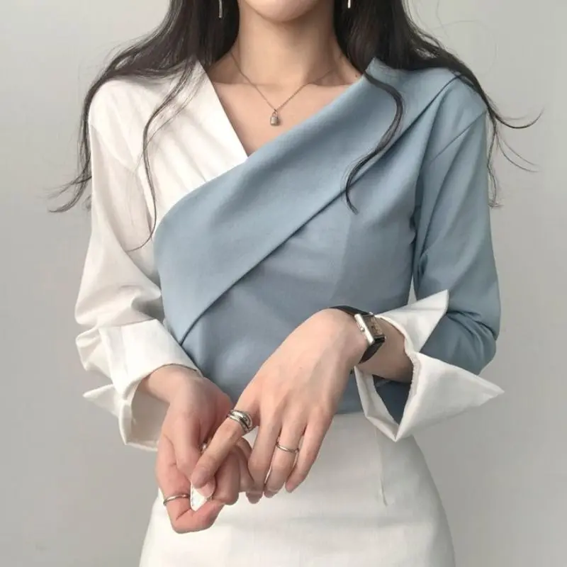 Spring Fashion Temperament Age Reducing Vintage Patchwork Underlay Shirt Women's Korean Panelled Off Shoulder Long Sleeved Top