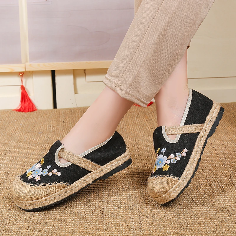 

Bohemian New Women's Flats Linen Canvas Slip-On Comfortable Retro Shallow Ladies Shoes Casual Embroidered Hemp Sole Ethnic Style