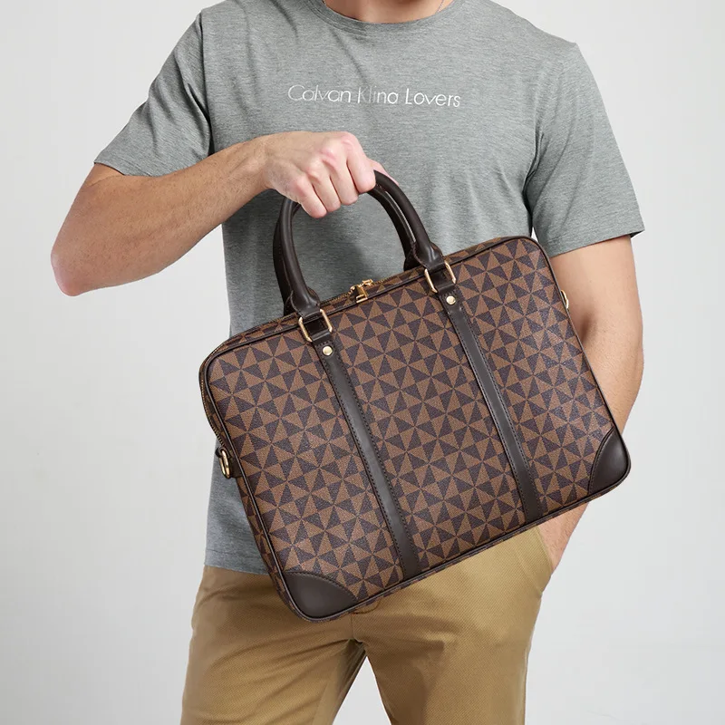 LV Porte-Documents Voyage Men Bag 309