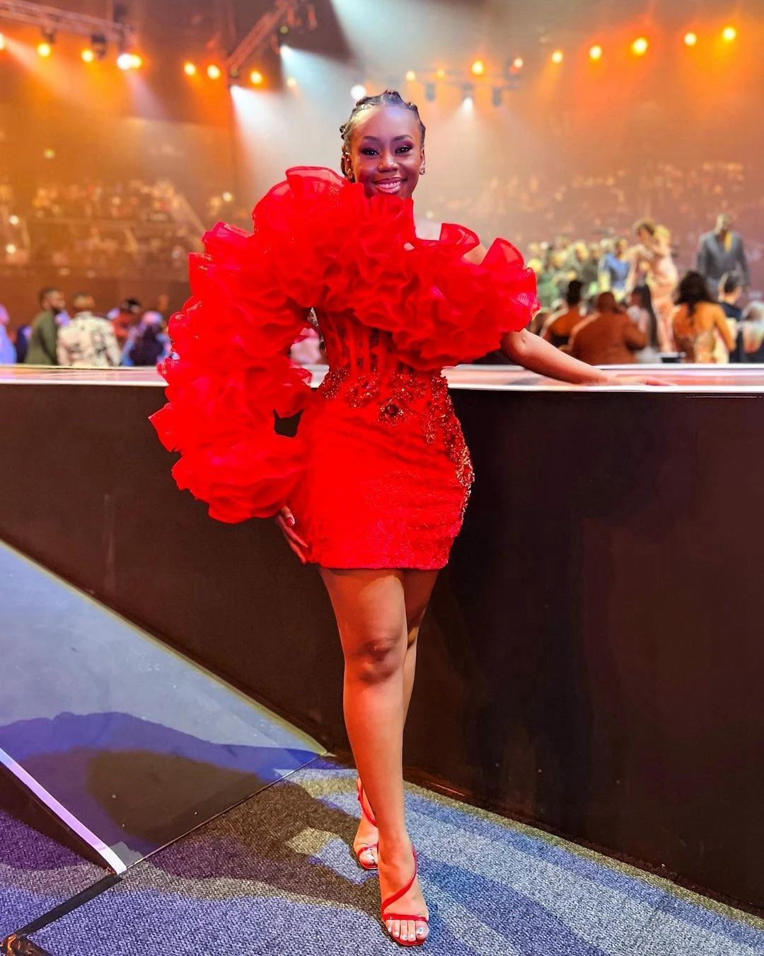 Extra Puffy Organza One Shoulder Tulle Mini Birthday Dresses Red Ruffled African Formal Party Gowns Chic Black Girls Short Cockt