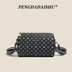 Chic Retro Alphabet Print Women's Shoulder Bag (Black)
