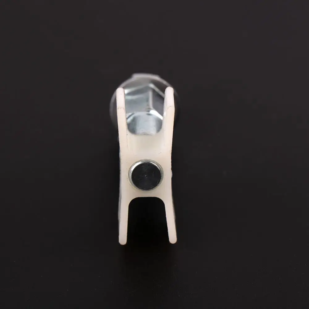 1pcs Applicable to THYSSENKRUPP Elevator Door slider Landing door foot Elevator car door hall Plastic slider Nylon material elevator parts