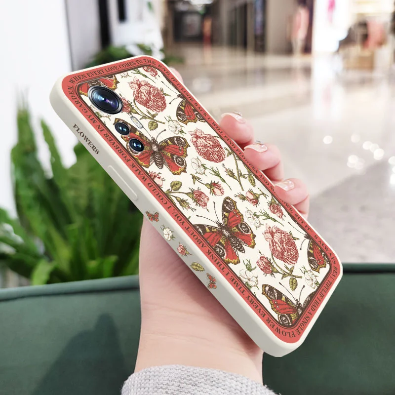 Classicism Flower Design Phone Case
