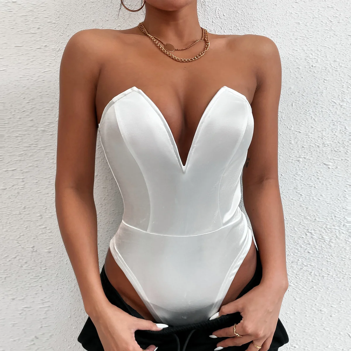 

Zabrina Solid Romper Bodysuit For Women Summer Bottoms Jumpsuit V-Neck Strapless Sleeveless Backless Pants Club Wear Party