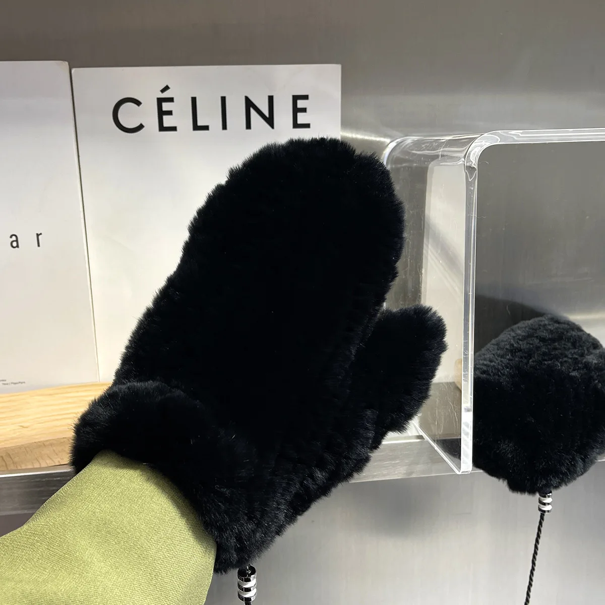 Hot Sale Winter Girl Natural Real Rex Rabbit Fur Gloves Good Elastic Knitted Rabbit Fur Mittens Lady Real Rex Gloves
