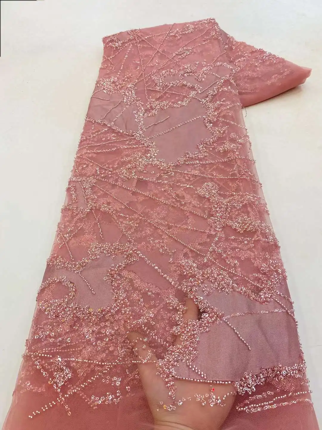 

2023 Luxury French Tulle Net Lace Luxury Sequins and Beads African Nigerian Embroidered Lace Fabric for Sewing