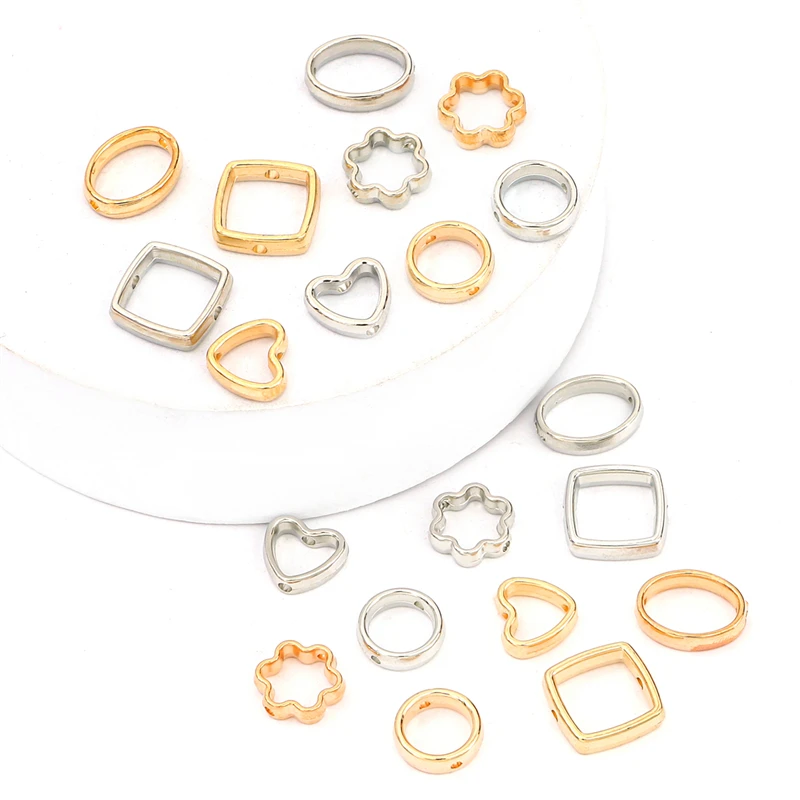 Ciondoli Assortiti In Perline Di Vetro Rosso, Dimensioni E Temi Misti - Foto 2