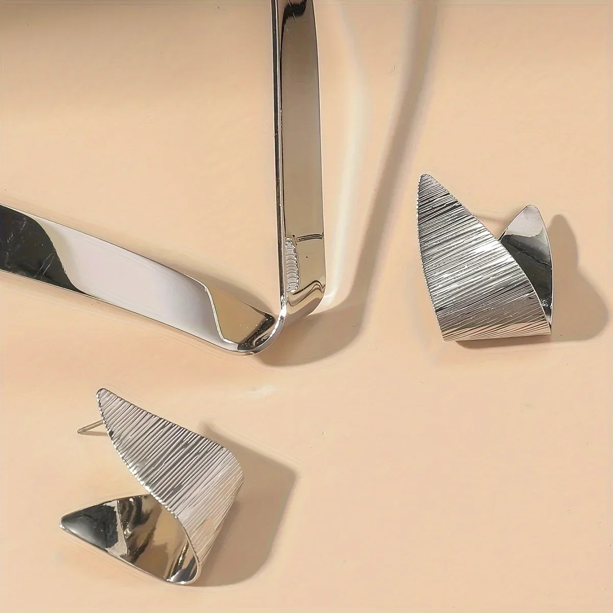 3 Piece Simple Punk Jewelry Set, Zinc Alloy Choker and Earrings, Everyday and Party Wear, Metallic Fashion Accessories, Ladies