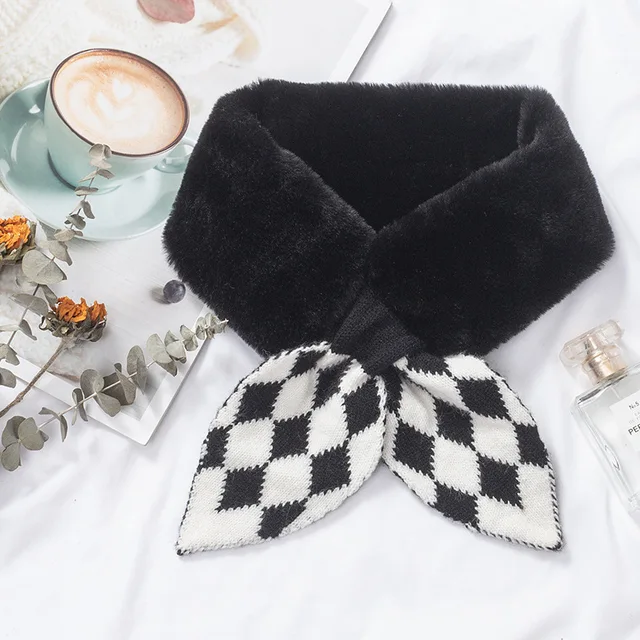 겨울 날씨에 따뜻함과 스타일을 선사하는 HVATILAW 다이아몬드 모양의 울 니트 크로스 버클 스카프