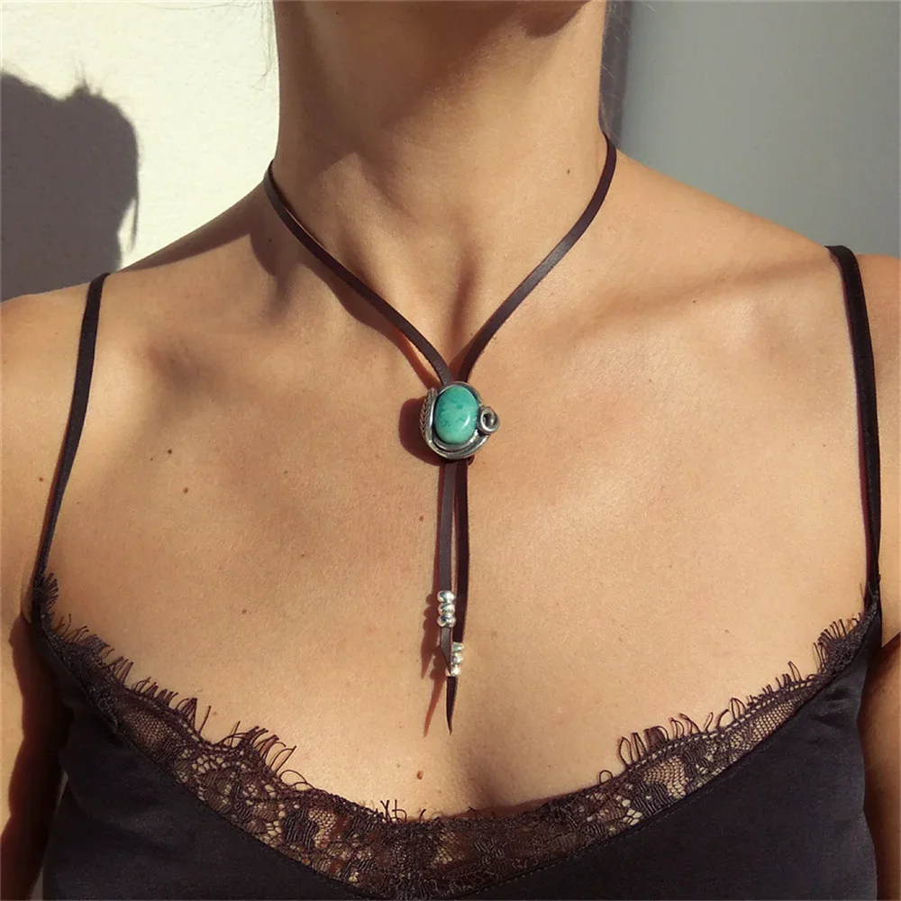 

Women's Versatile Fashion Party Gift Bohemian Korean Velvet Geometry Natural Stone Pendant Necklace