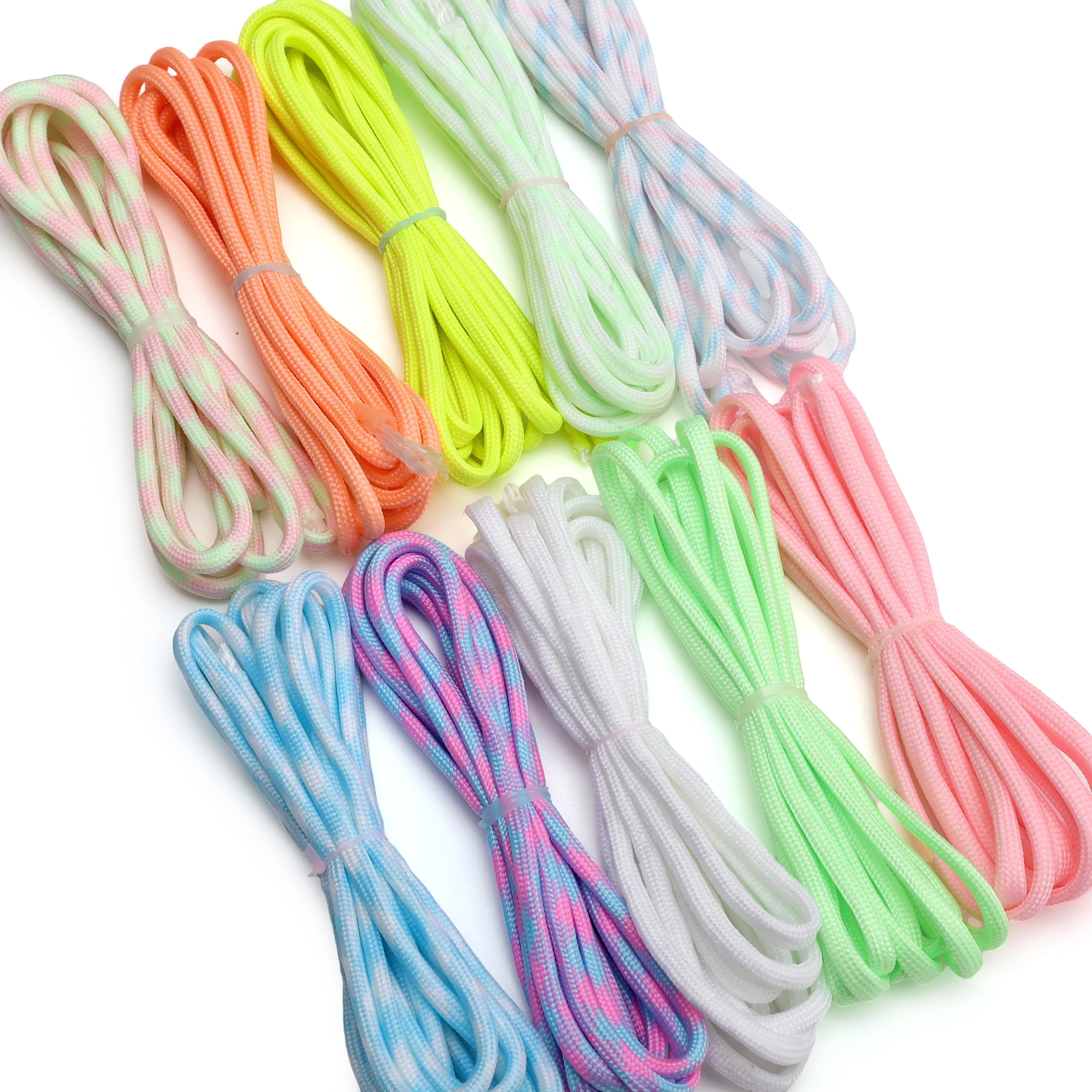 Leuchtendes Paracord, 7 Kerne, 4 mm, fluoreszierendes Seil für den Außenbereich, Noctilucence-Überlebensseile, Nylon-Zeltschnur, leuchtendes Fallschirmschnur-Lanyard – Detail 7