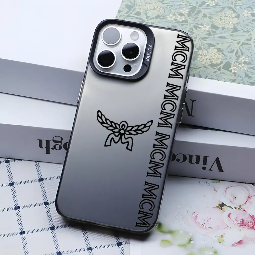 Luxury Fashion Silver Shell Phone Case