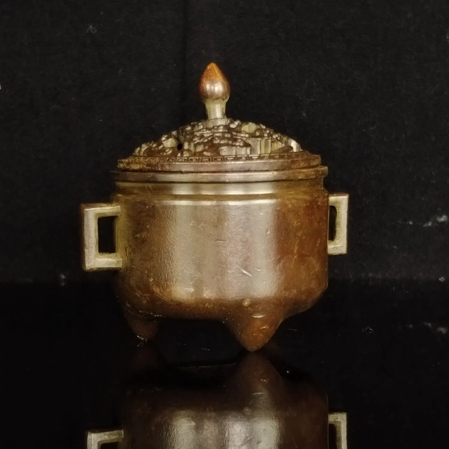 

Exquisite antique pure copper square ear incense burner ornament