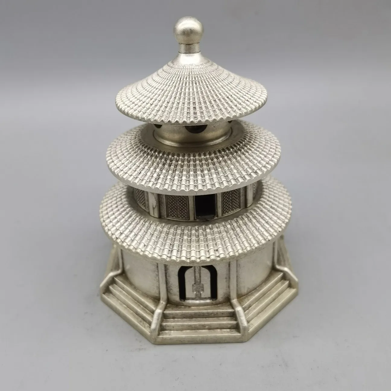 

Collect China Fine Workmanship Cupronickel Sculpture Auspicious Temple Of Heaven Incense Burner Metal Crafts Decoration