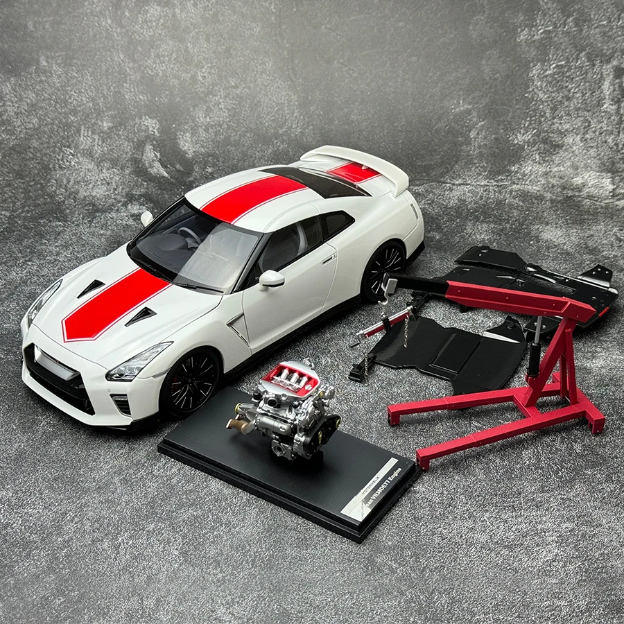 MOTORHELIX 1:18 FOR Nissan GT-R(R35) 50th anniversary edition Car