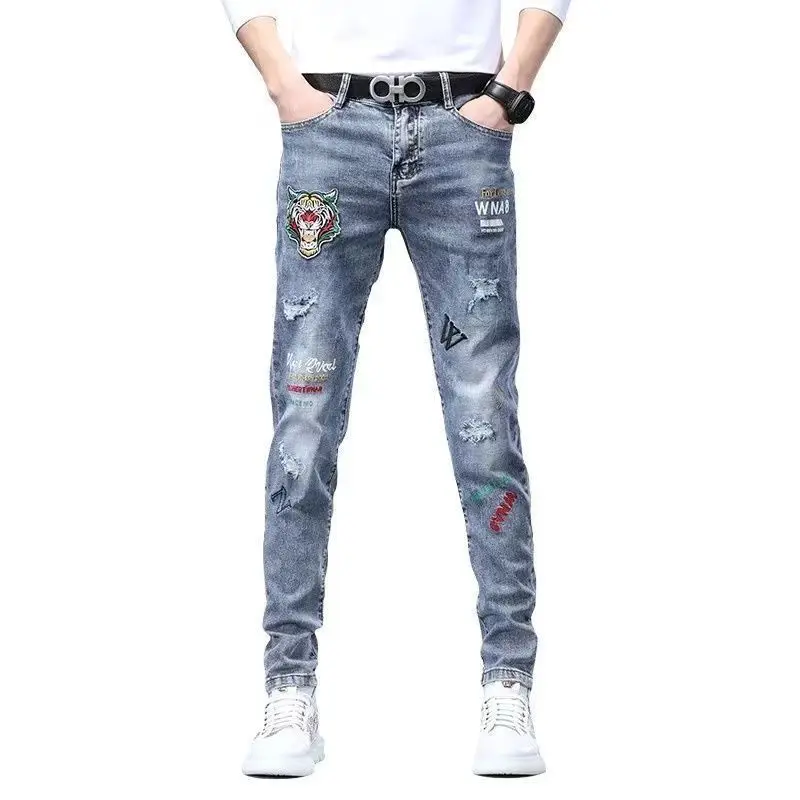 Hot Sale Men's Luxury Jeans Streetwear Denim Pants Punk Distressed Hole Tiger Embroidery Patches Stretch Skinny Ripped Trouser