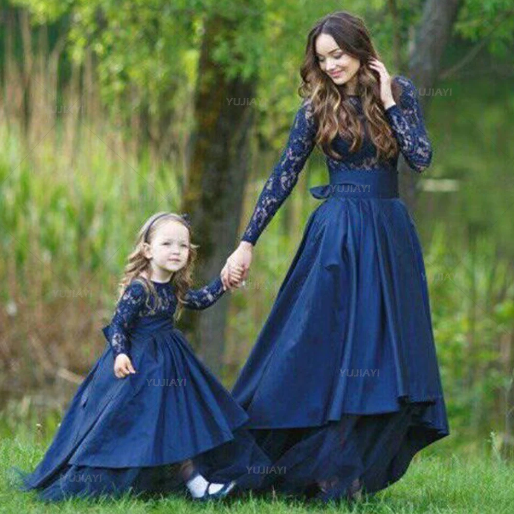 

Mommy and Me Matching Dresses Lace Princess Girls Dress Mother Daughter Family Look Photoshoot Wedding Birthday Party Prom Gown