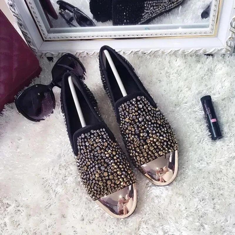 

Crystal Embellished Flat Shoes Men Spring Autumn Slip-on Loafers Gold Metal Toe Flat Dress Shoes High Quality Flats