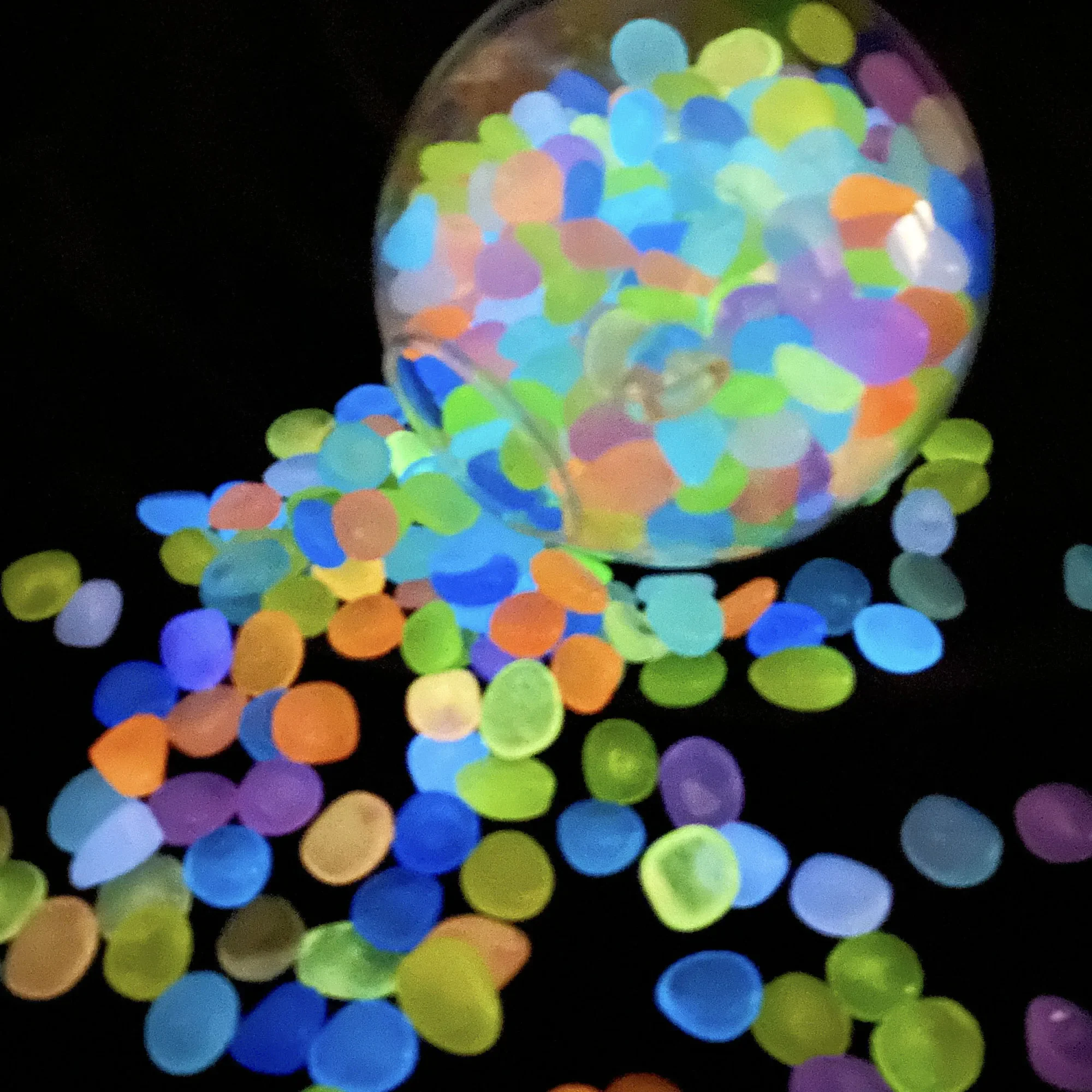 200pcsMulti-Colored Acrylic Gems Plastic Gemstones for Pirate Treasure Party Decoration Table Decorations Vase Filler Fish Tank