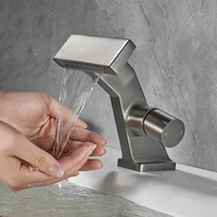 Moderne servantkran i gun grey