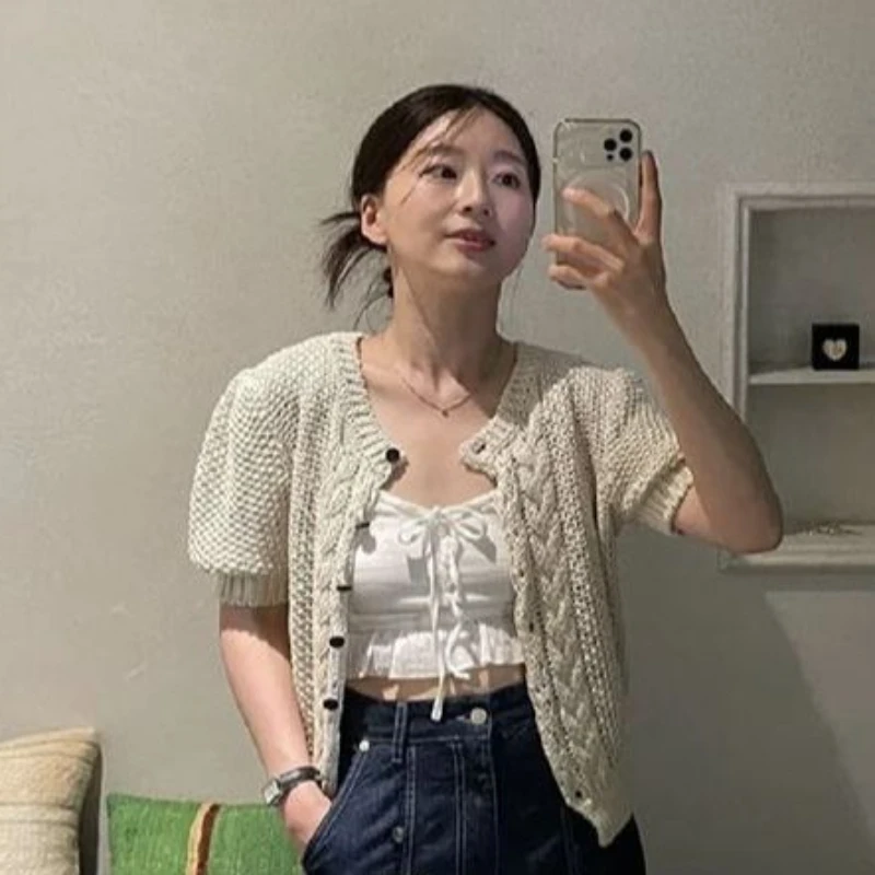 

2023 Summer New Round Neck Puff Sleeve Short Knitted Cardigan Women