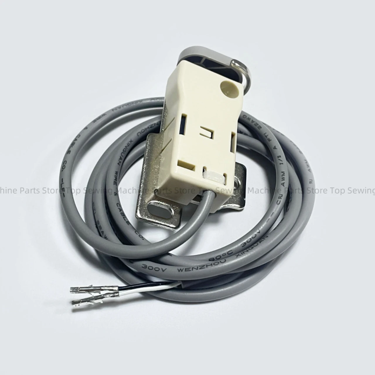 Juki LBH1790 computer flat head keyhole machine, stop switch