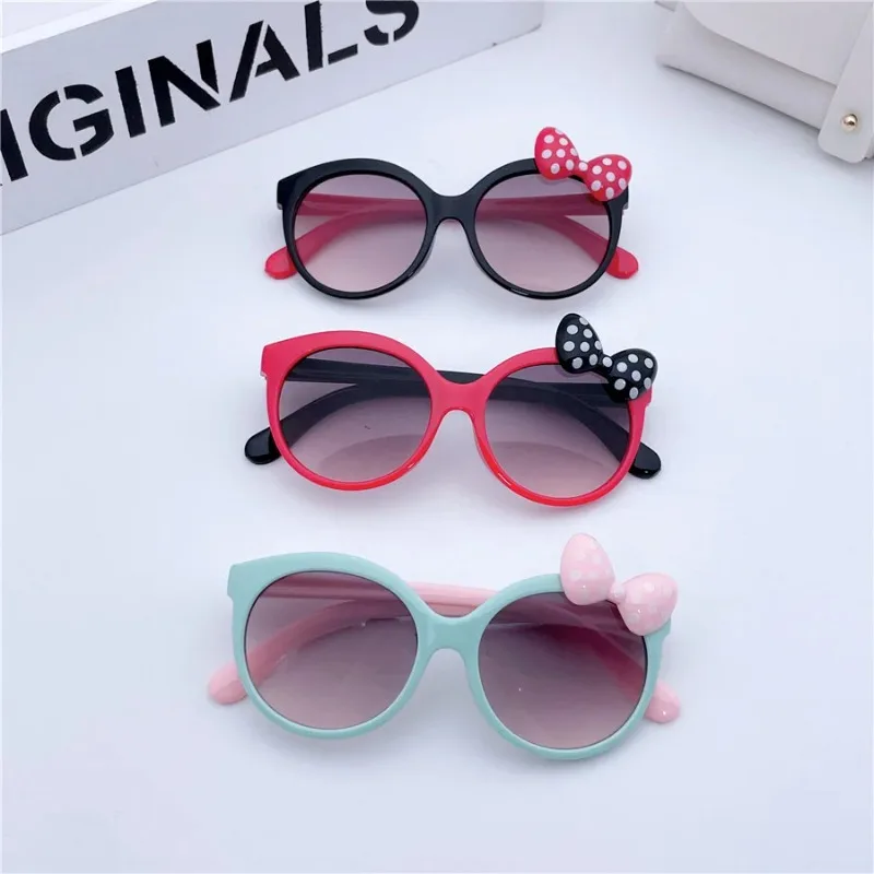 Children Sunglasses Kids Sunglasses Children Trendy Cute Sunglasses Candy Colors Shiny Bowknot Sun Glasses UV400 Eyewear for Girls and Boys