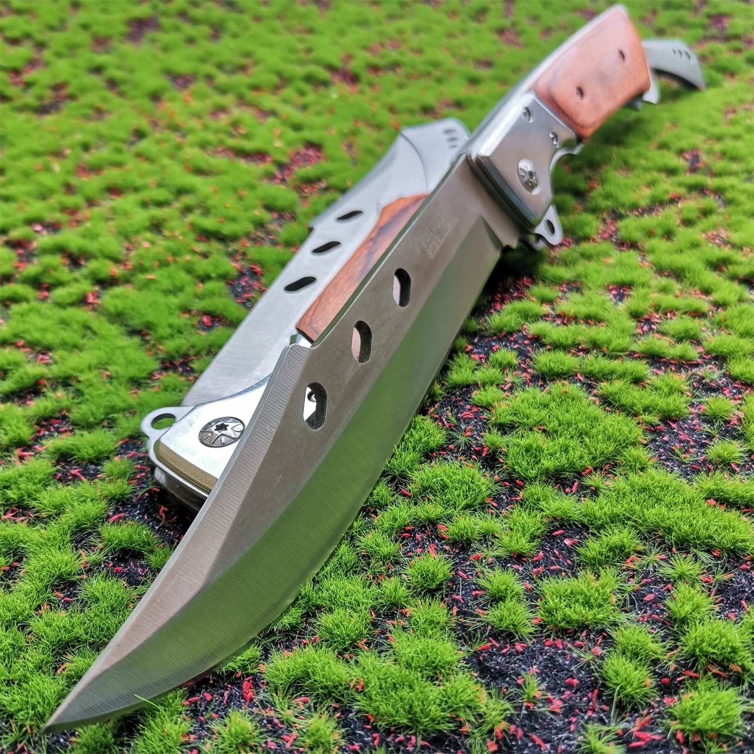 Folding Knife Stainless Steel Camping Tactical Knife Car Defense