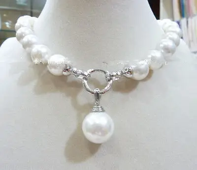 

12MM WHITE ROUND SHELL PEARL NECKLACE 18" AAA