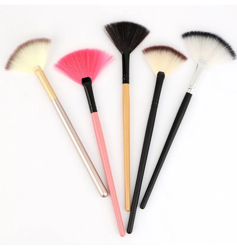 3Pcs Wooden Handle Fan Brushes Soft Facial Brushes Makeup Brush Cosmetic Applicator Tools Soft Fiber for Glycolic Peel Mask