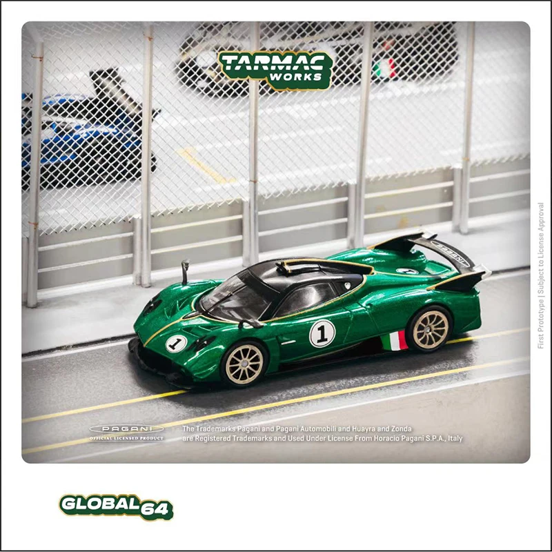 

Tarmac работает 1:64 модель автомобиля Paga Huayra R Verde trifot4 литой автомобиль