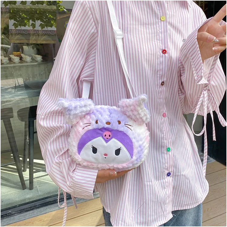 

Новинка, милая плюшевая игрушка Kuromi My Melody Cinnamoroll, мультяшная кукла, сумка через плечо, Симпатичная плюшевая сумка-мессенджер для девочек на день рождения
