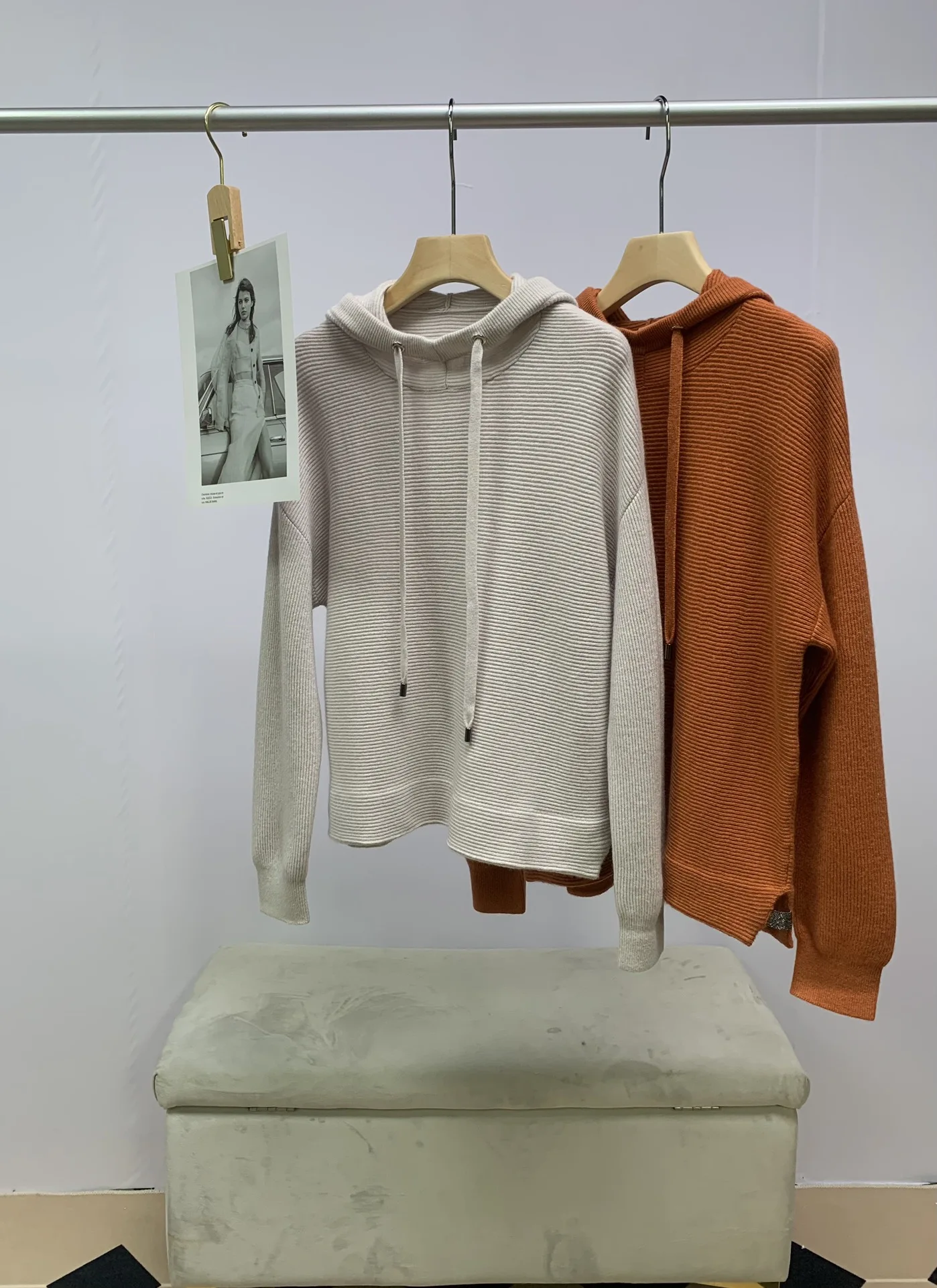 Рисунок 2 - Новые осенние женские кашемировые вязаные толстовки