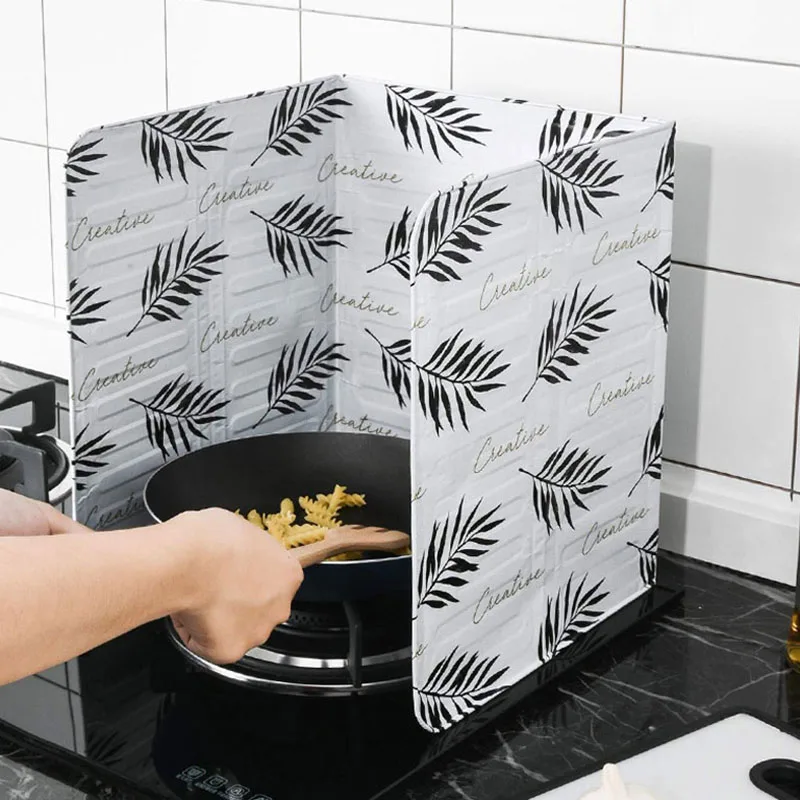 

Kitchen Gas Stove Baffle Plate Aluminum Foil Pan Oil Splash Protective Screen for Fried Vegetable Cooking Kitchen Accessories